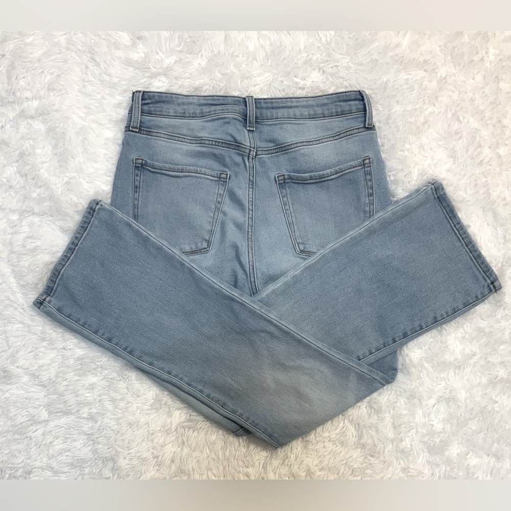 Lauren Conrad Women’s Light Denim Bootcut Jeans - Picture 6 of 7